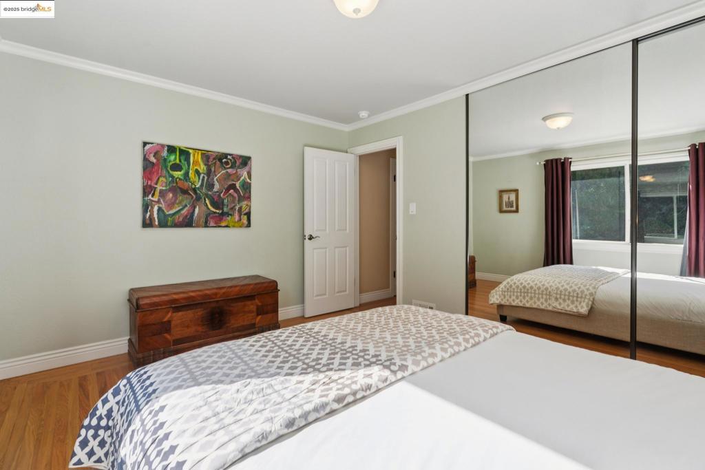 VALLEY VIEW - Residential