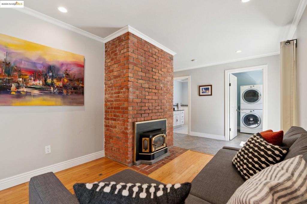 VALLEY VIEW - Residential