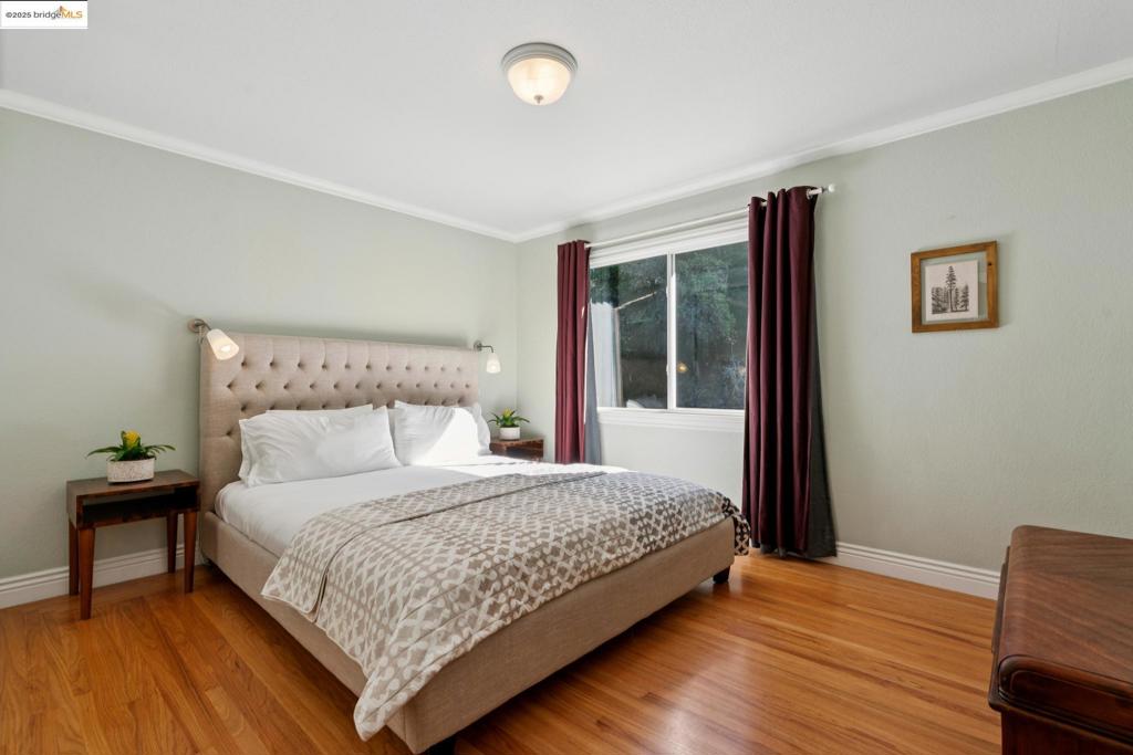 VALLEY VIEW - Residential