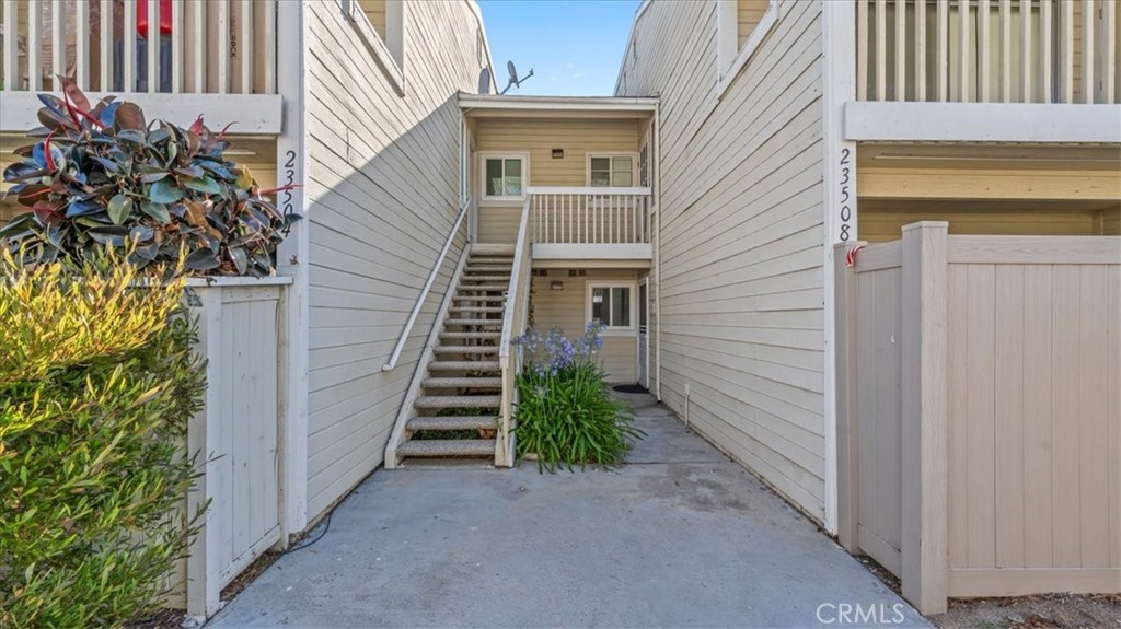 23506 Cambridge Road