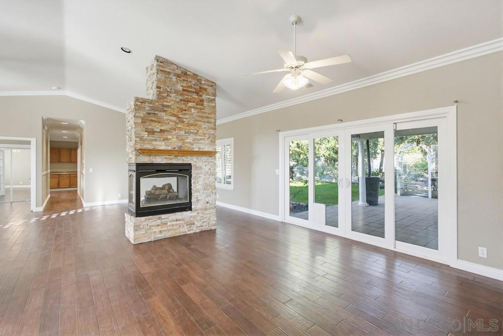 Valley Center - Residential