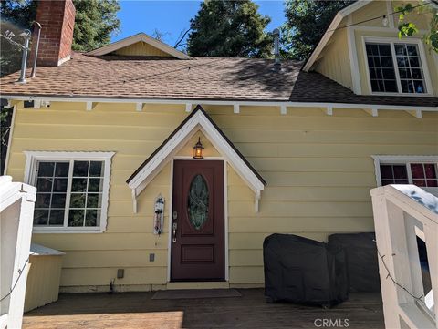 Photo of 43428 Bow Canyon Road, Big Bear Lake, CA 92315 (MLS # BB25190494)