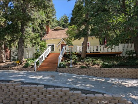 Photo of 43428 Bow Canyon Road, Big Bear Lake, CA 92315 (MLS # BB25190494)