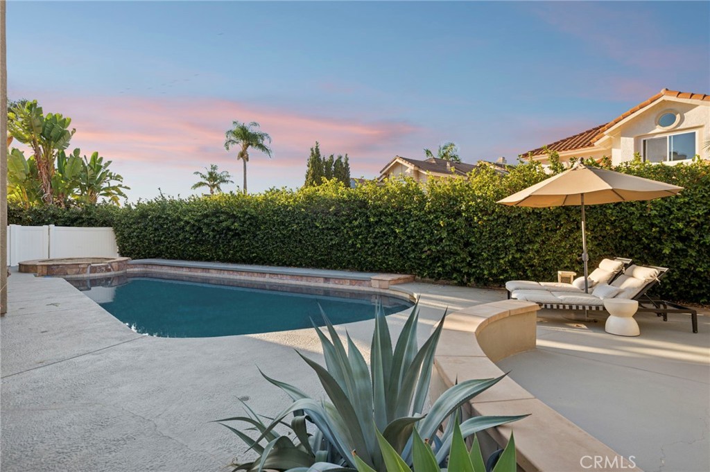 Alicia Knolls (ALK) - Residential