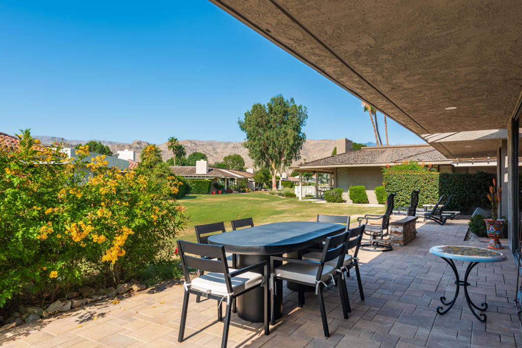 The Springs C.C. - Residential Lease