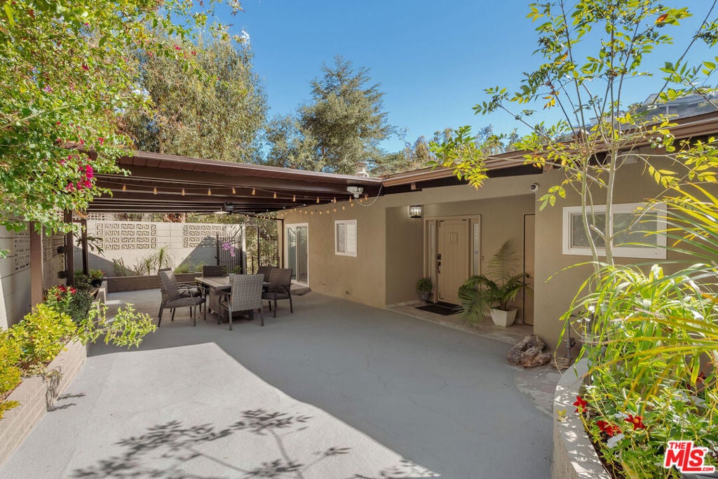 2458 Zorada Drive