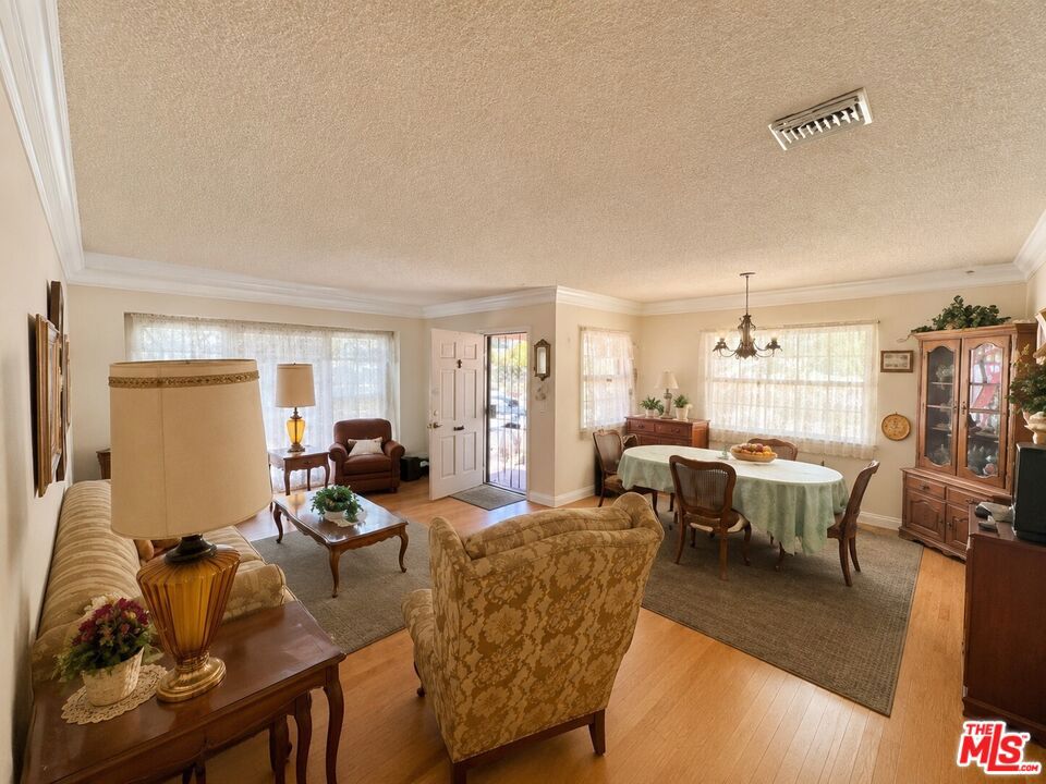 4193 Jackson Avenue, Culver City CA 90232