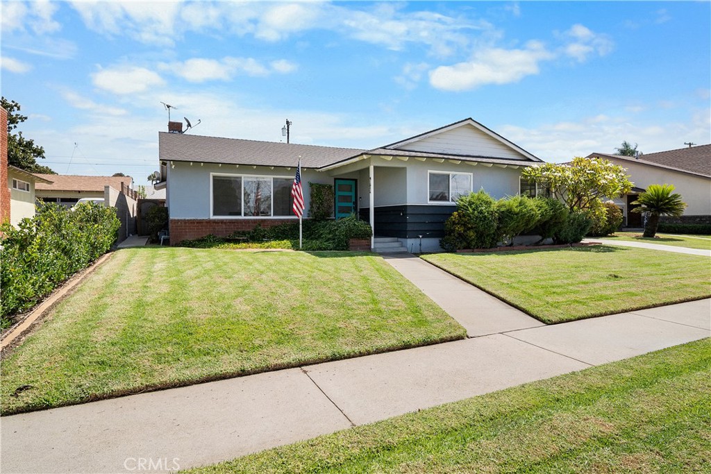 1158 N Ivescrest Avenue