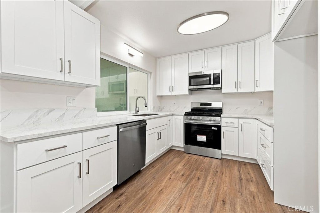 2160 Mccormack