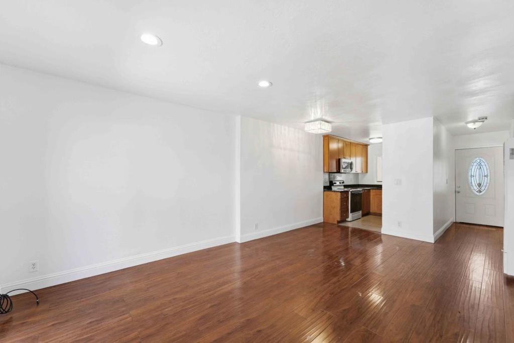 3341 Innerwick Lane