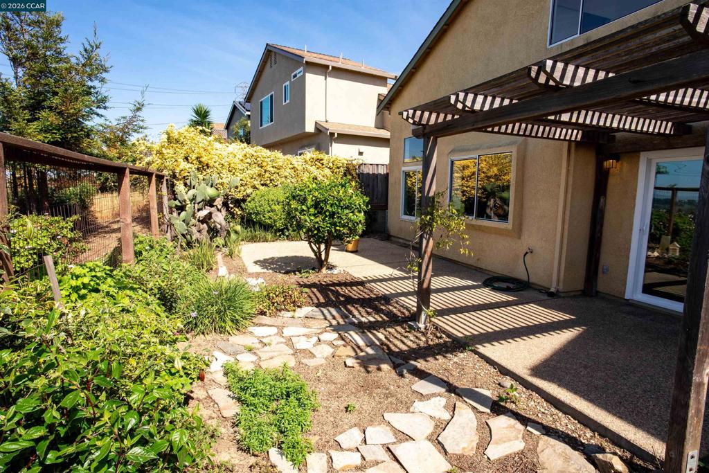 116 Bayhurst Dr