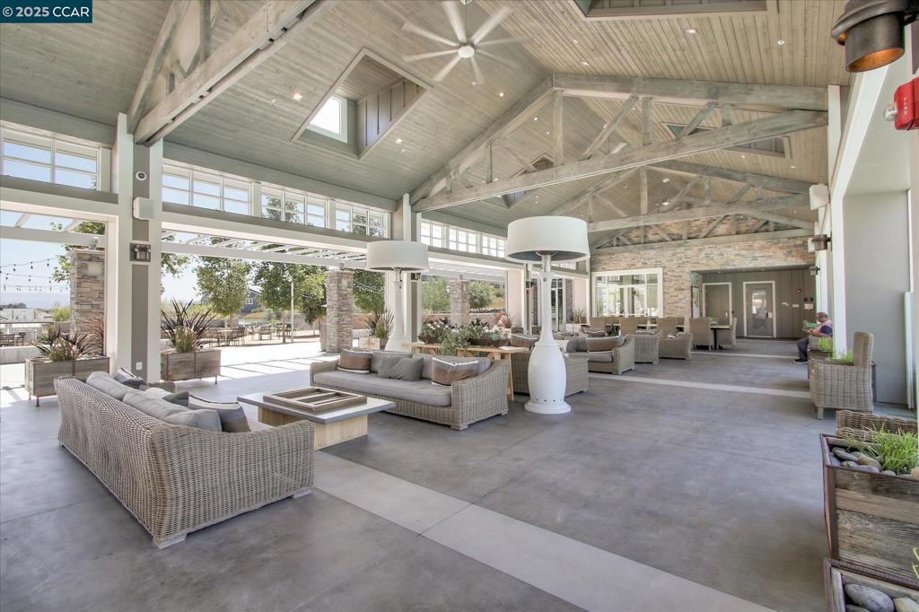 WALLISRANCH - Residential