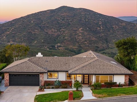 Photo of 17906 Saint Andrews Dr Dr, Poway, CA 92064 (MLS # 260007104SD)