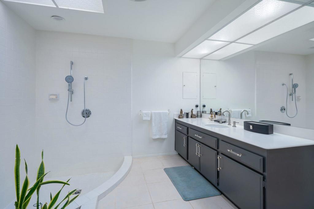 The Springs C.C. - Residential