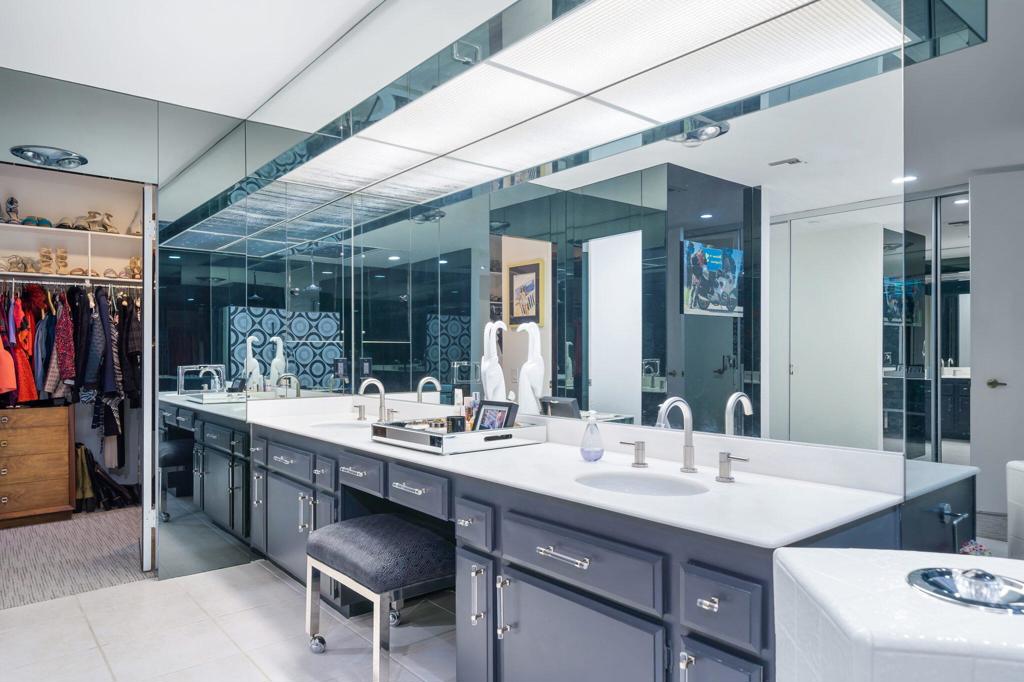 The Springs C.C. - Residential