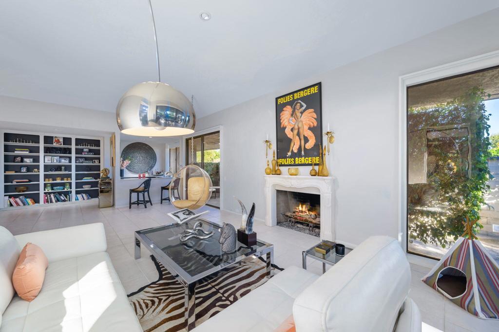 The Springs C.C. - Residential