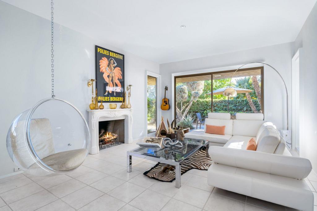 The Springs C.C. - Residential