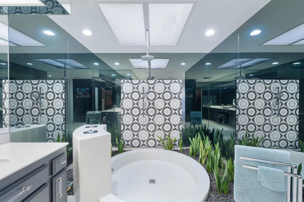 The Springs C.C. - Residential