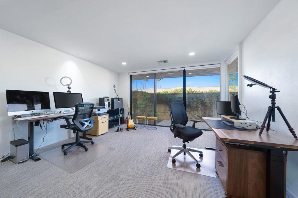 The Springs C.C. - Residential