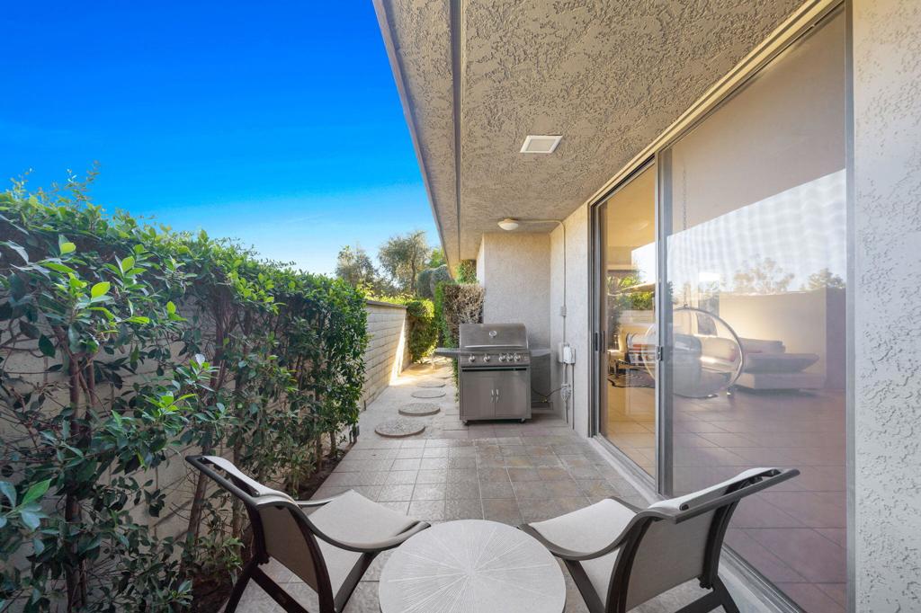 The Springs C.C. - Residential