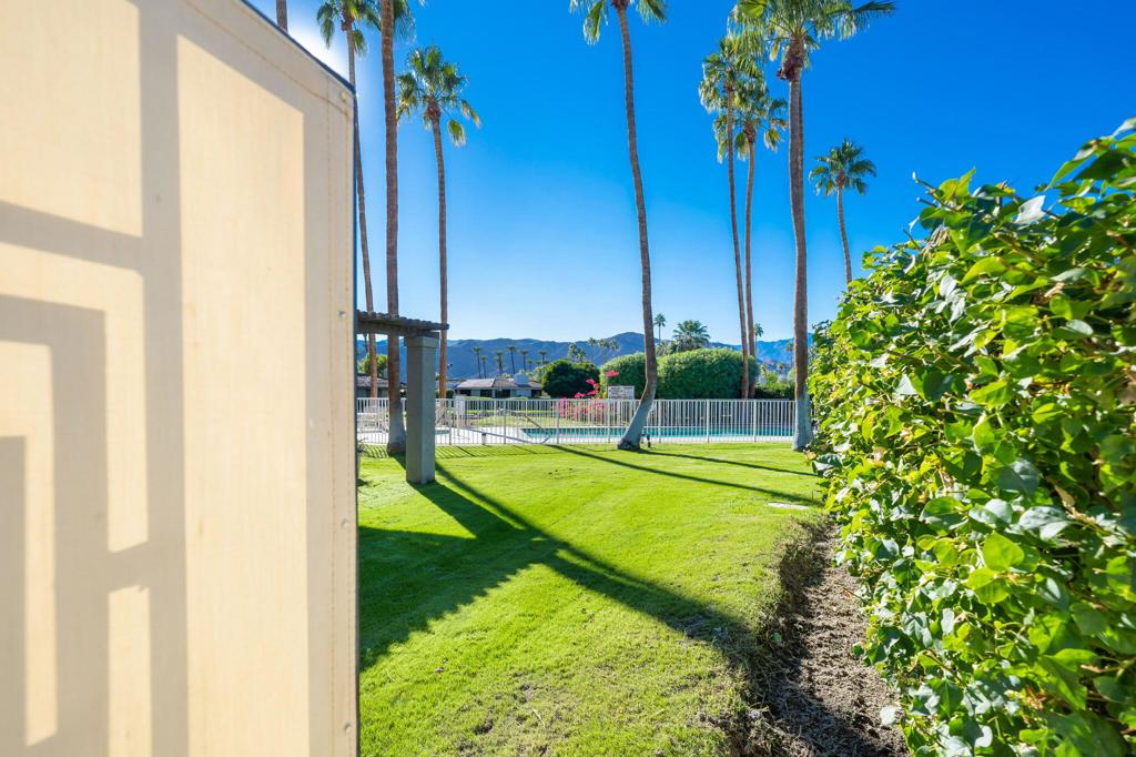 The Springs C.C. - Residential