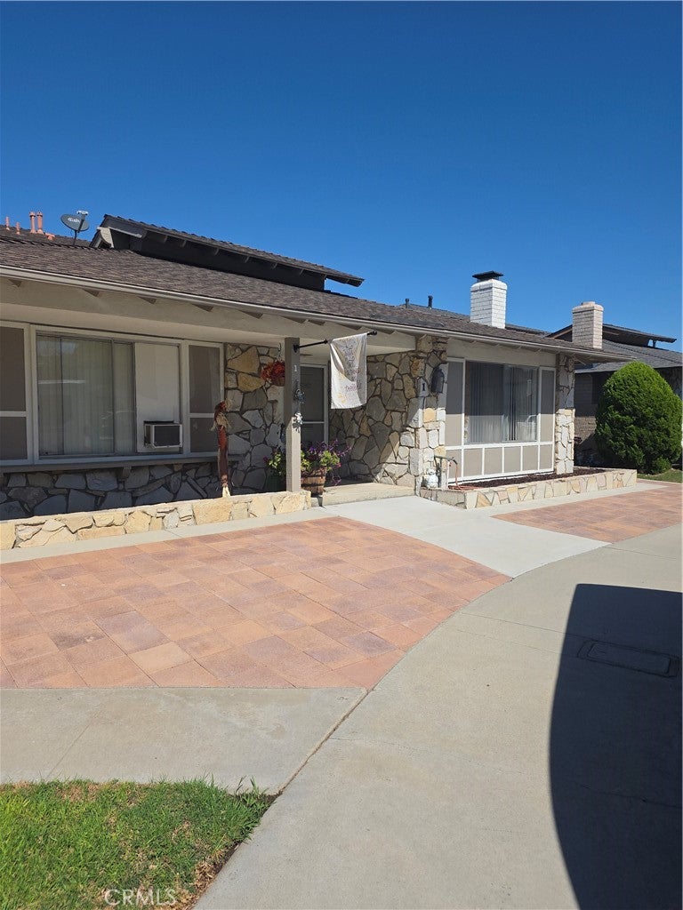 5561 Reno