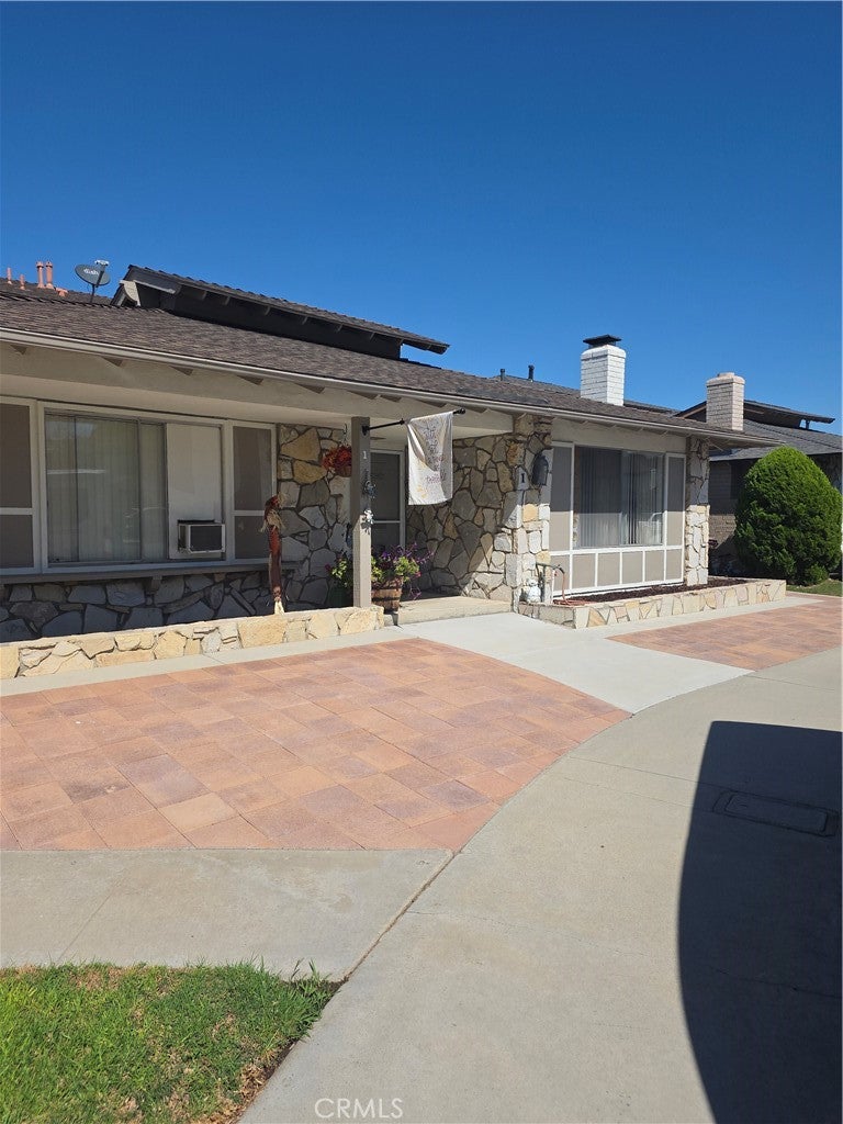 5561 Reno