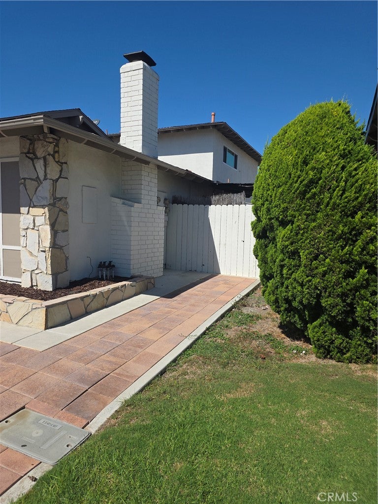 5561 Reno