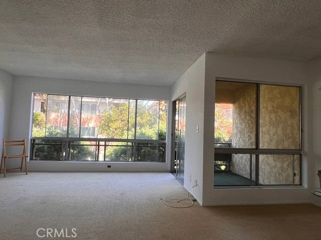5600 Kensington Way 209