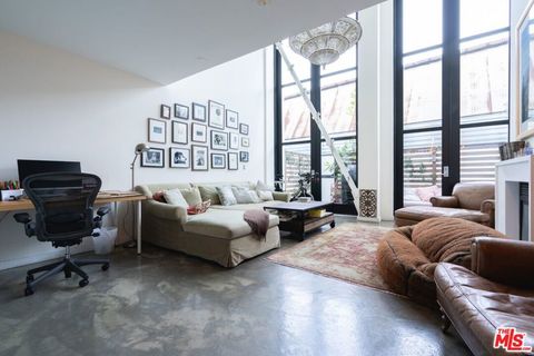 Photo of 700 Main Street #12, Venice, CA 90291 (MLS # 24390107)