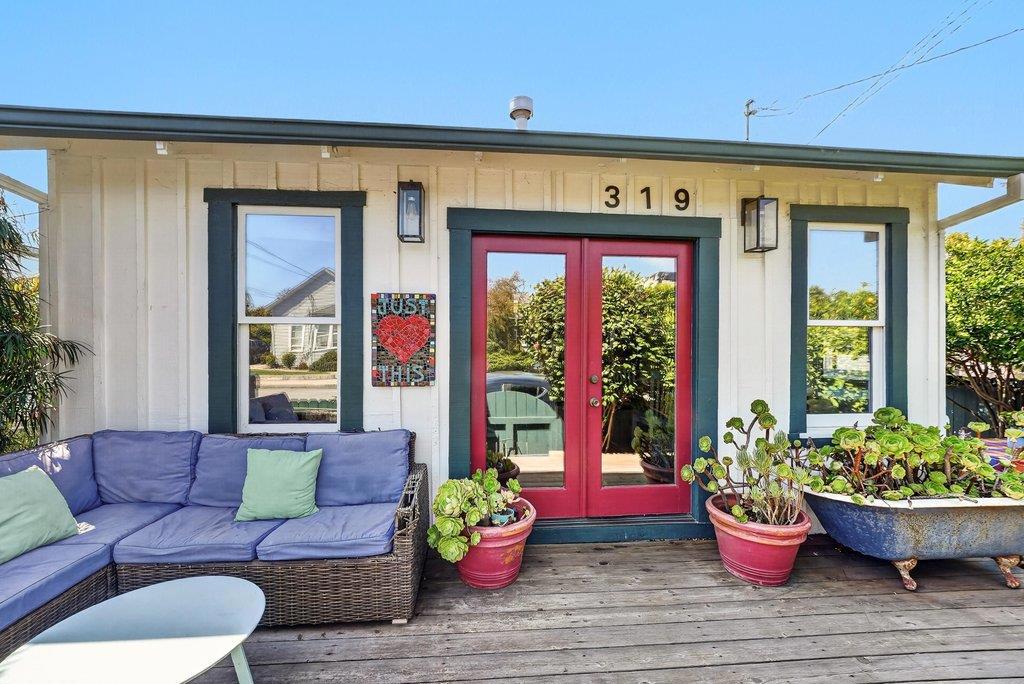 319 Seabright Avenue