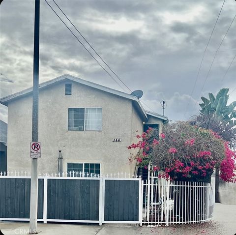 Photo of 342 W 56th St, Los Angeles, CA 90037 (MLS # CV25264999)