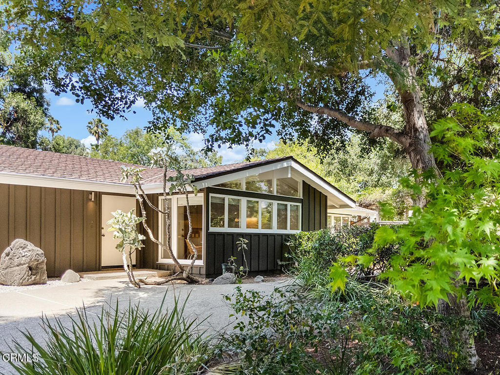 Properties 1 1199 Arden Road