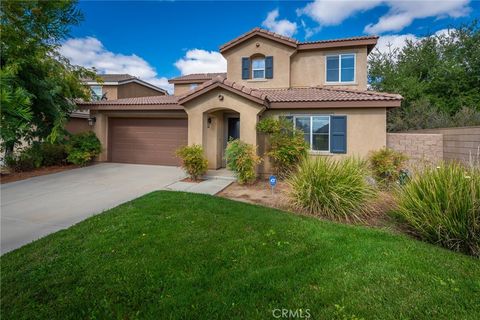 Photo of 27037 Hidden Creek Court, Menifee, CA 92585 (MLS # SW25263291)