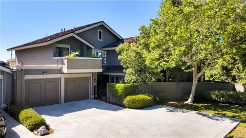 MLS: OC26074409