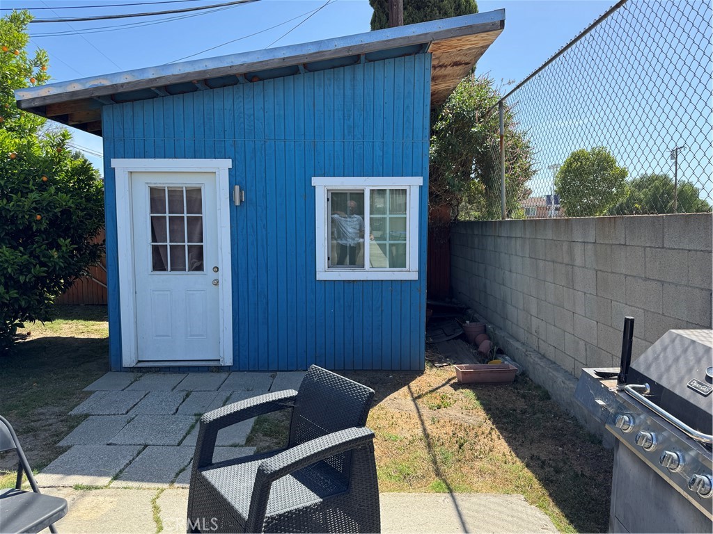 14052 Reis Street