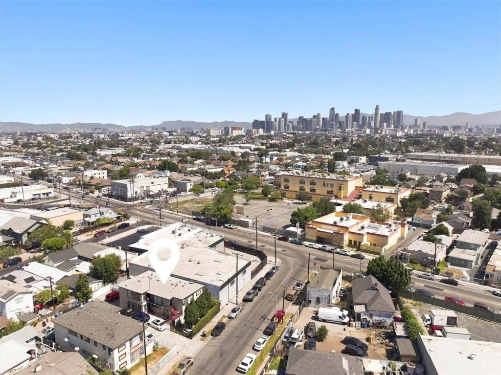 3415 Mckinley