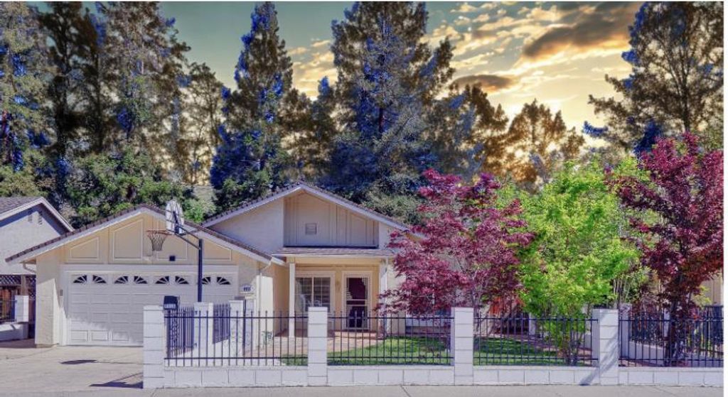 Photo of 4950 Scarlett Way, San Jose, CA 95111 (MLS # ML82039134)