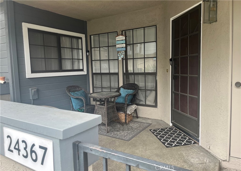 24367 Avenida De Los Ninos 43