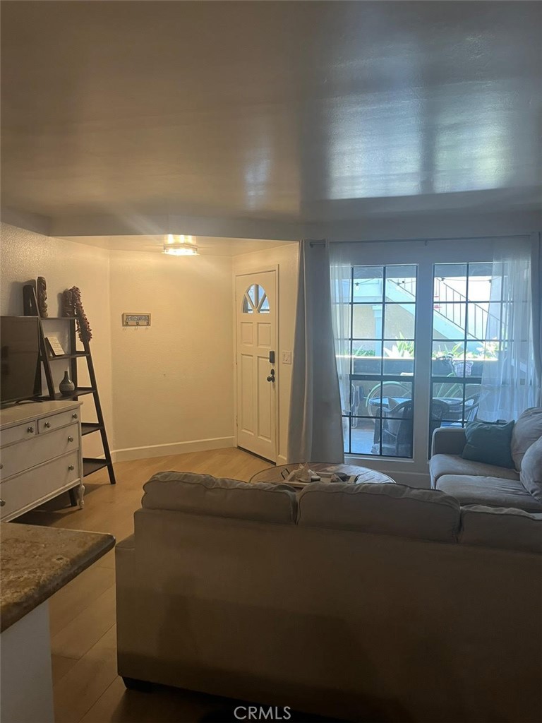 24367 Avenida De Los Ninos 43