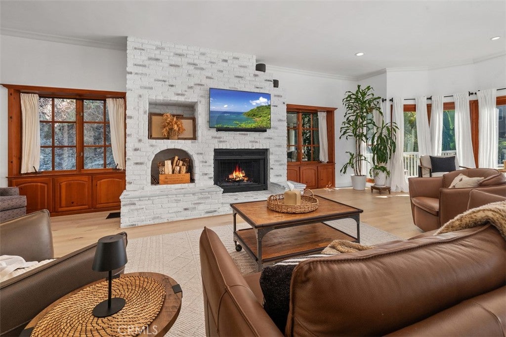 611 Country Club
