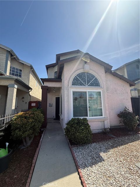 Photo of 34 E Louise St, Long Beach, CA 90805 (MLS # RS26084515)