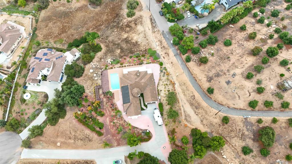 2387 Country Heights Rd.