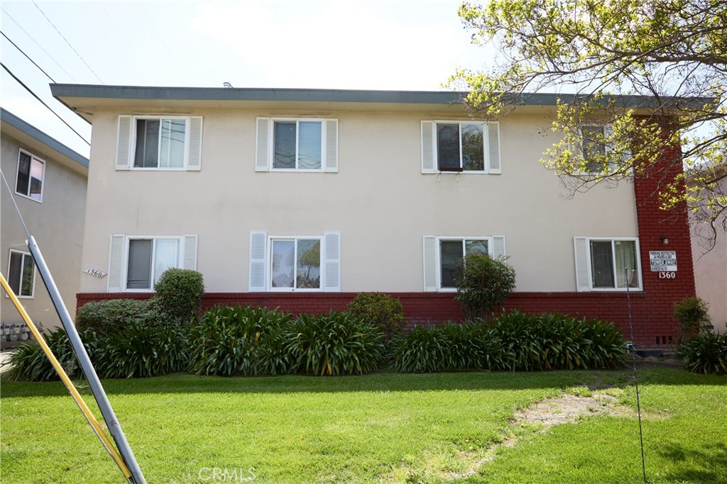 Rare opportunity to own this 8 unit multi-family income producing property in Santa Clara! 7 Units are 1 bedroom and 1 bathroom and 1 unit is 2 bedrooms and 1 bathroom. All units are fully leased. The building includes covered and uncovered parking spaces, laundry unit, landscape, and close to government offices.