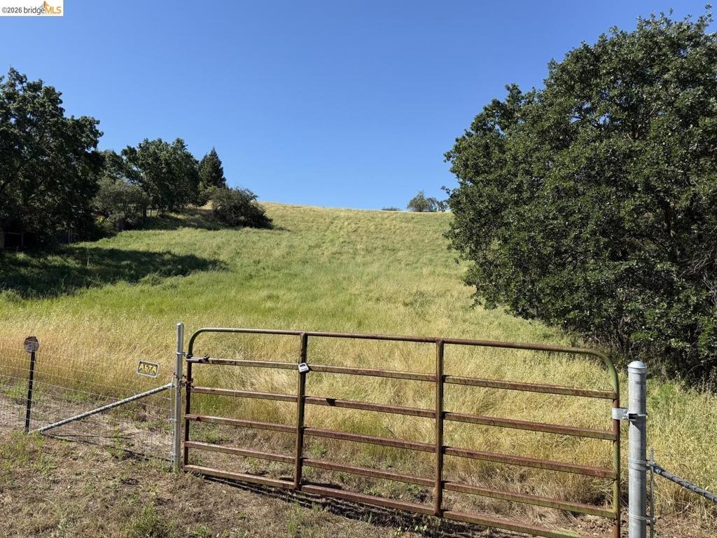 0 Cowell RD