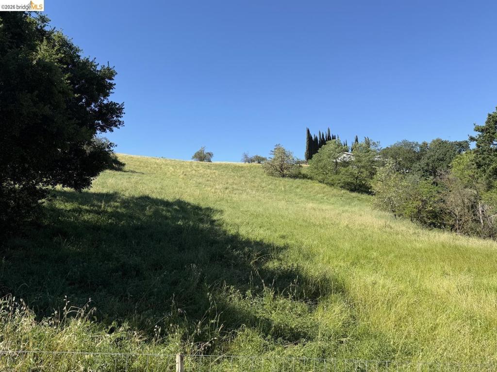 0 Cowell RD