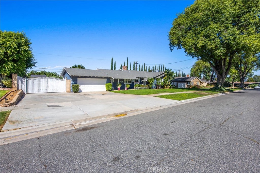 5479 Chatham Drive