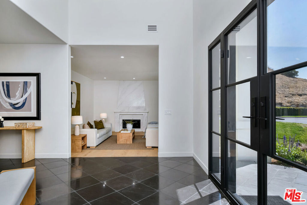 25505 Hamilton Court