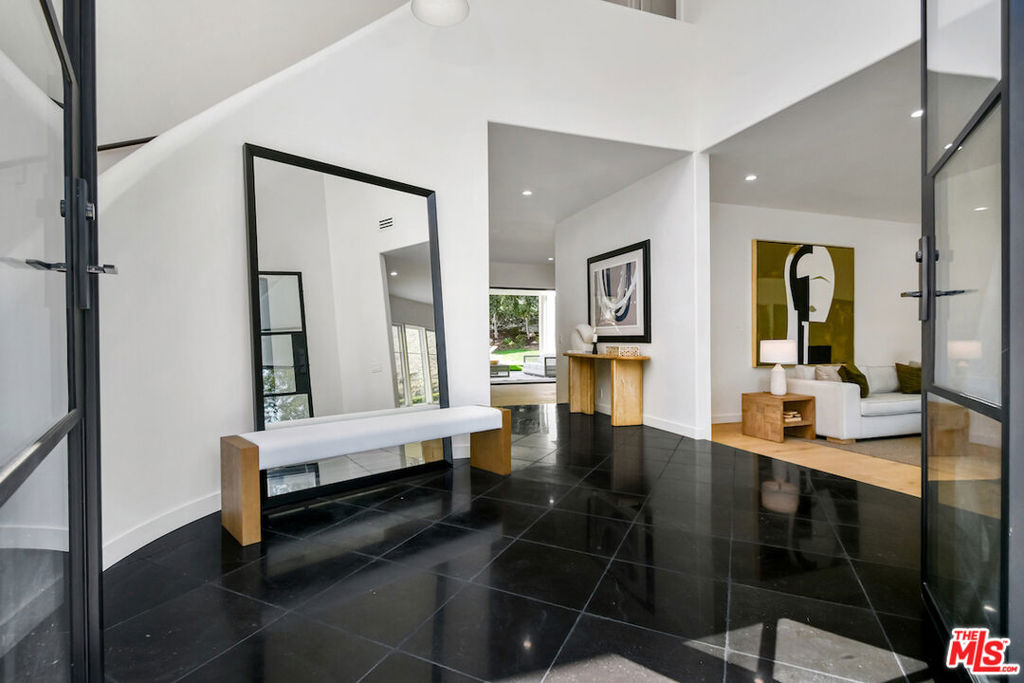 25505 Hamilton Court