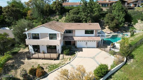 Photo of 2591 Carpenter Street, Thousand Oaks, CA 91362 (MLS # 226001053)